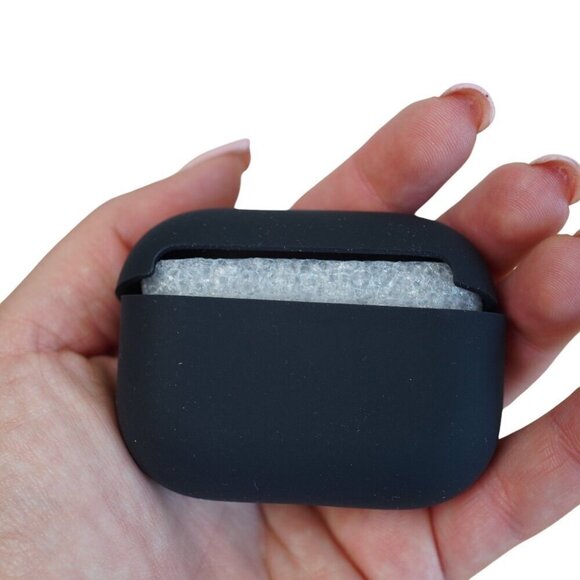 NWT Miracase Upgrade Silicone Case For AirPods Black‎ Shockproof & Durable - Picture 2 of 3